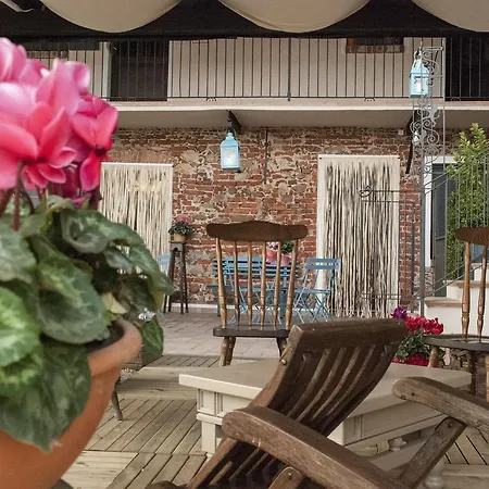 Cascina Mo.ma بيت ضيافة *